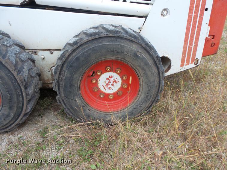image for item FT9966 1974 Bobcat M970 skid steer