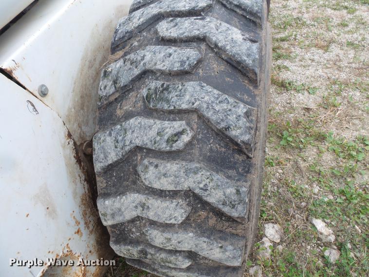 image for item FT9966 1974 Bobcat M970 skid steer