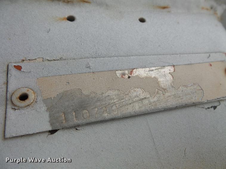 image for item FT9966 1974 Bobcat M970 skid steer