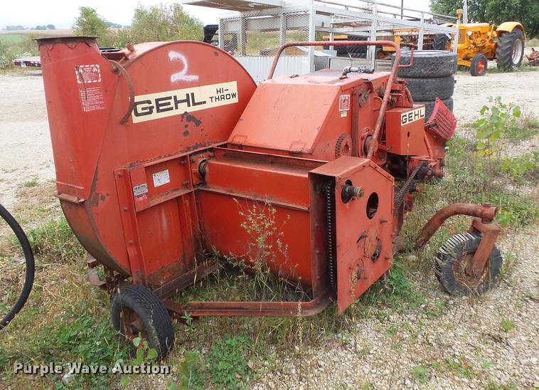 image for item FT9976 Gehl 800 silage blower