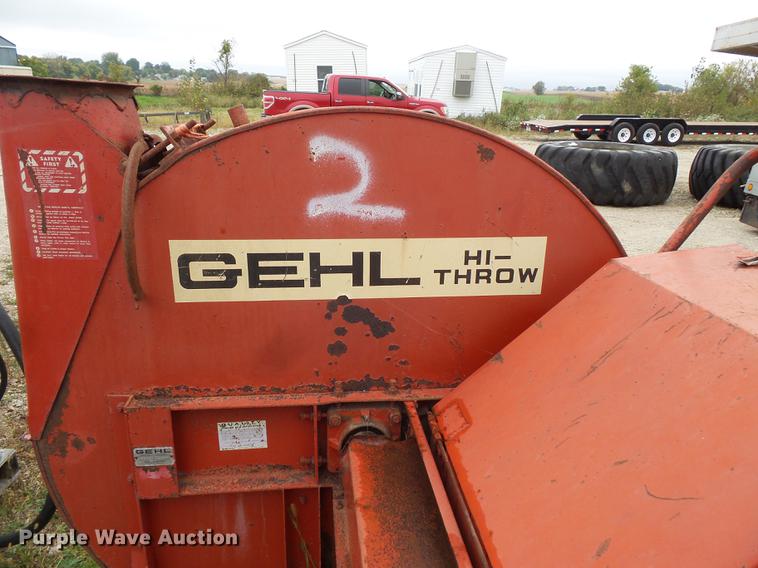 image for item FT9976 Gehl 800 silage blower