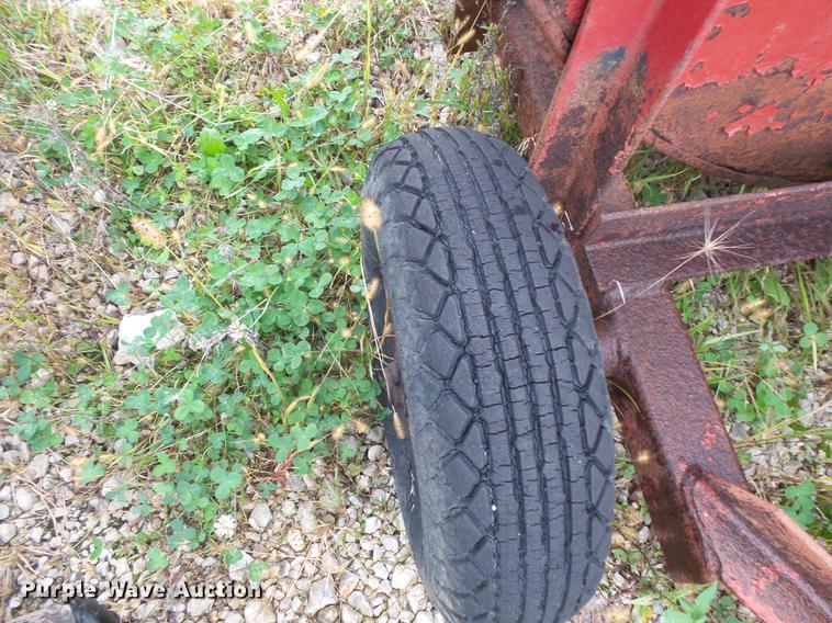 image for item FT9976 Gehl 800 silage blower