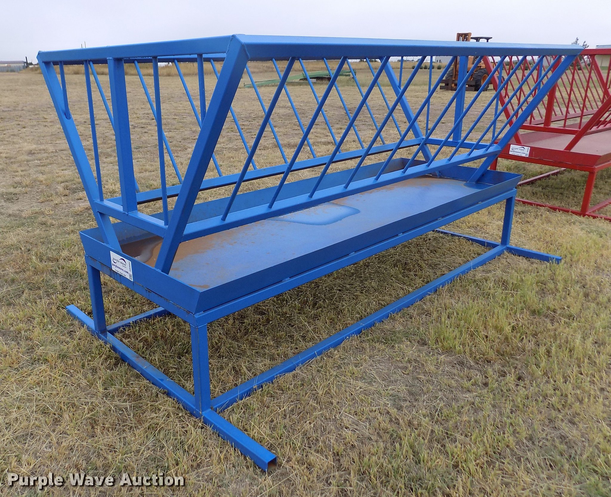 Steel vrack hay feeder in Sublette, KS Item DB9084 sold Purple Wave