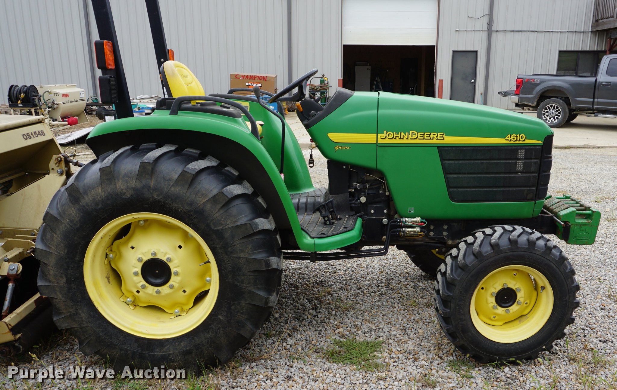 2002 John Deere 4610 MFWD tractor in Topeka, KS Item DD6563 sold
