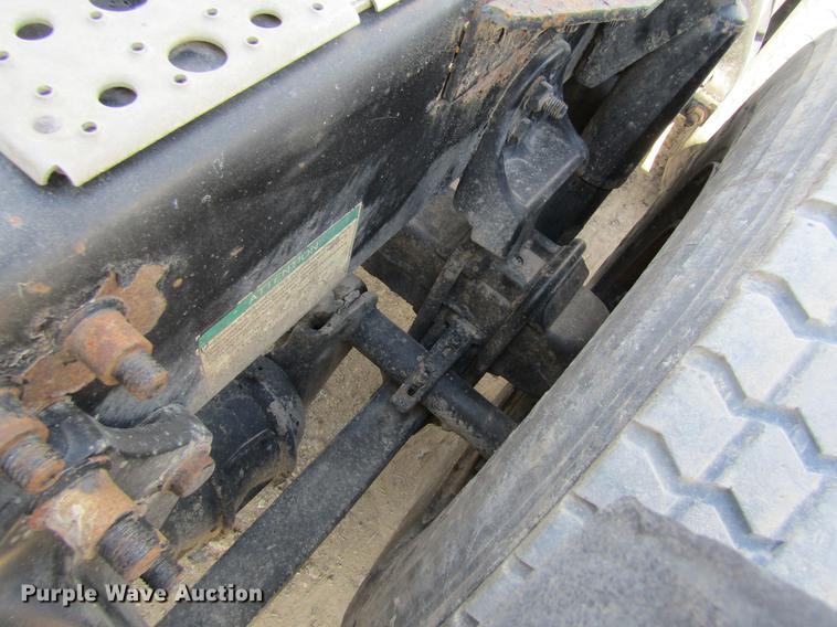 image for item DC7901 2007 Freightliner Columbia 120 semi truck