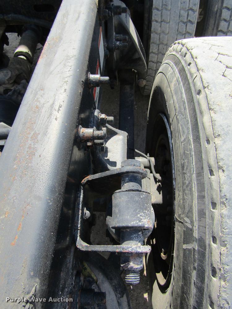 image for item DC7901 2007 Freightliner Columbia 120 semi truck