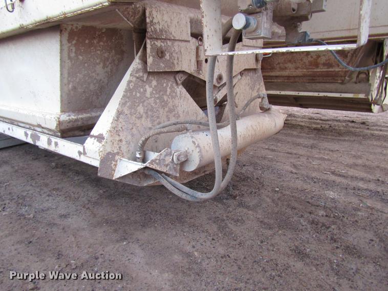 image for item DD4399 2009 Trailblazer bottom dump trailer