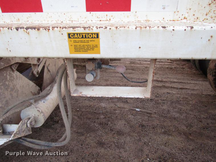 image for item DD4399 2009 Trailblazer bottom dump trailer