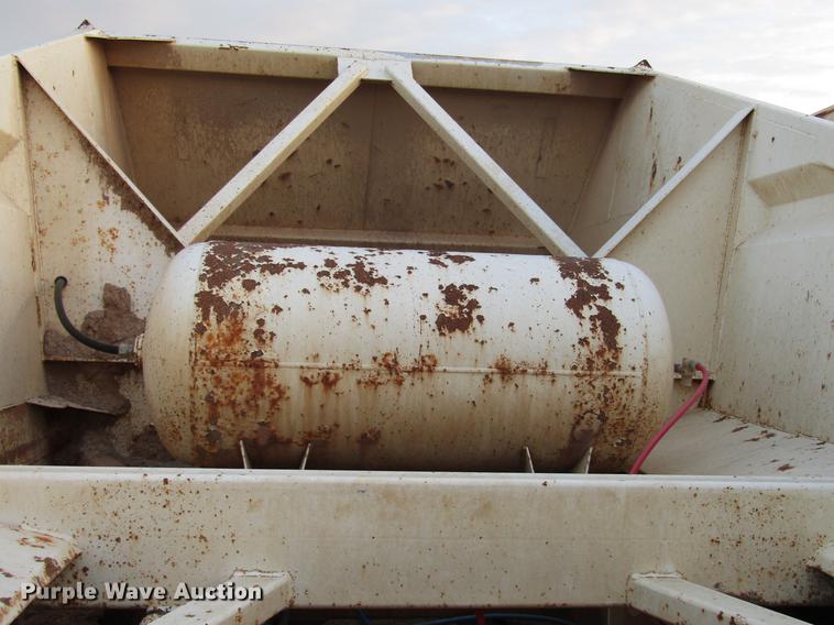 image for item DD4399 2009 Trailblazer bottom dump trailer