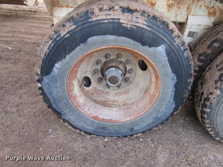 image for item DD4399 2009 Trailblazer bottom dump trailer