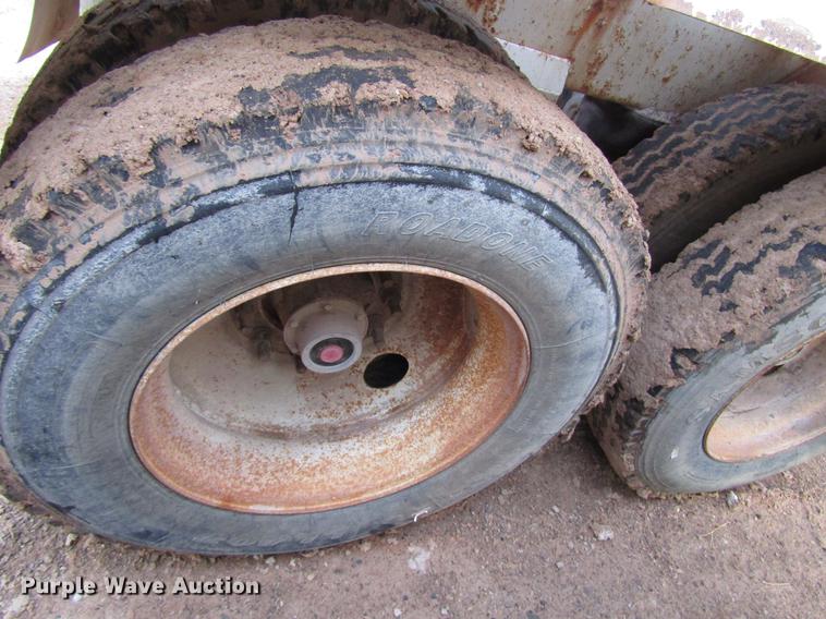 image for item DD4399 2009 Trailblazer bottom dump trailer