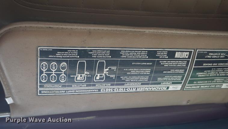 image for item DD6512 1988 Ford LTL9000 semi truck