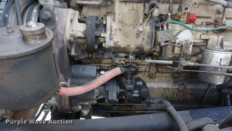 image for item DD6512 1988 Ford LTL9000 semi truck