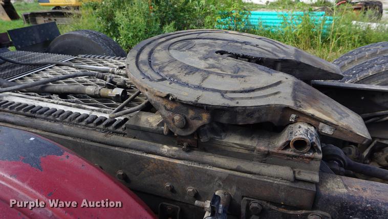 image for item DD6512 1988 Ford LTL9000 semi truck