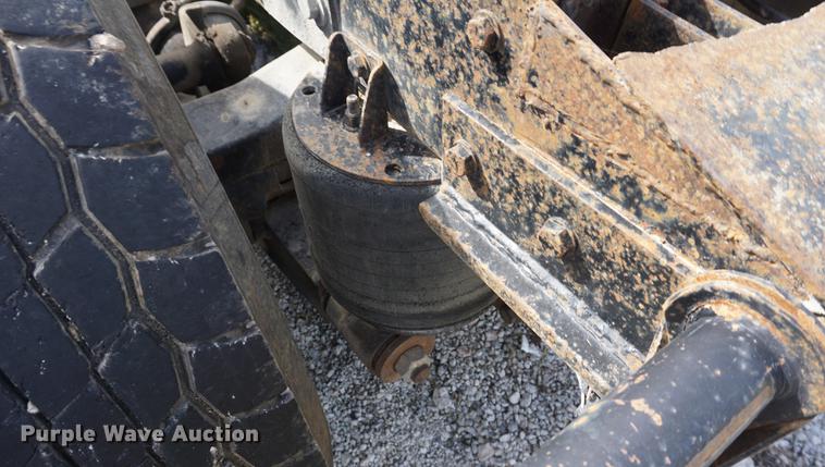 image for item DD6512 1988 Ford LTL9000 semi truck