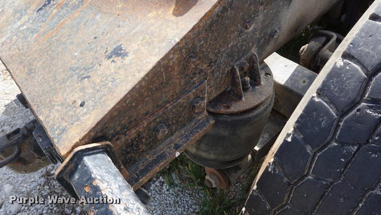 image for item DD6512 1988 Ford LTL9000 semi truck