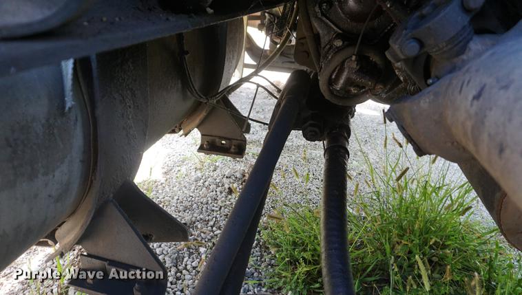 image for item DD6512 1988 Ford LTL9000 semi truck