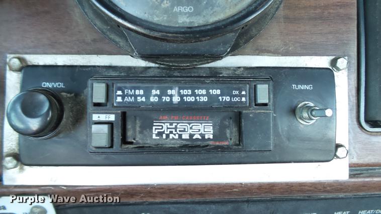 image for item DE4896 1990 Freightliner FLD semi truck