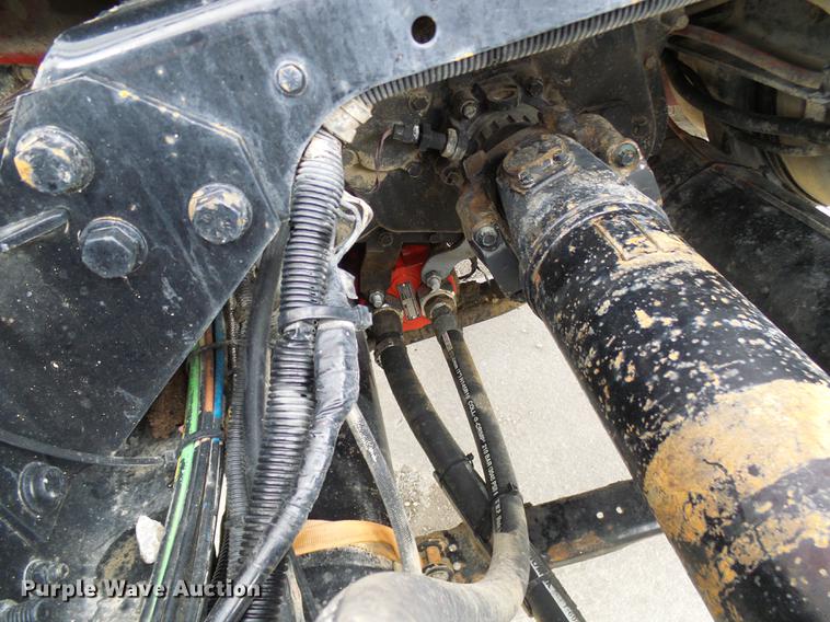 image for item DE5271 2005 International 9200i semi truck