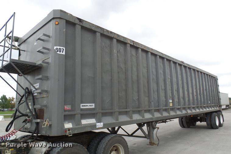 image for item DE5273 2005 Manac 32645000 live bottom trailer