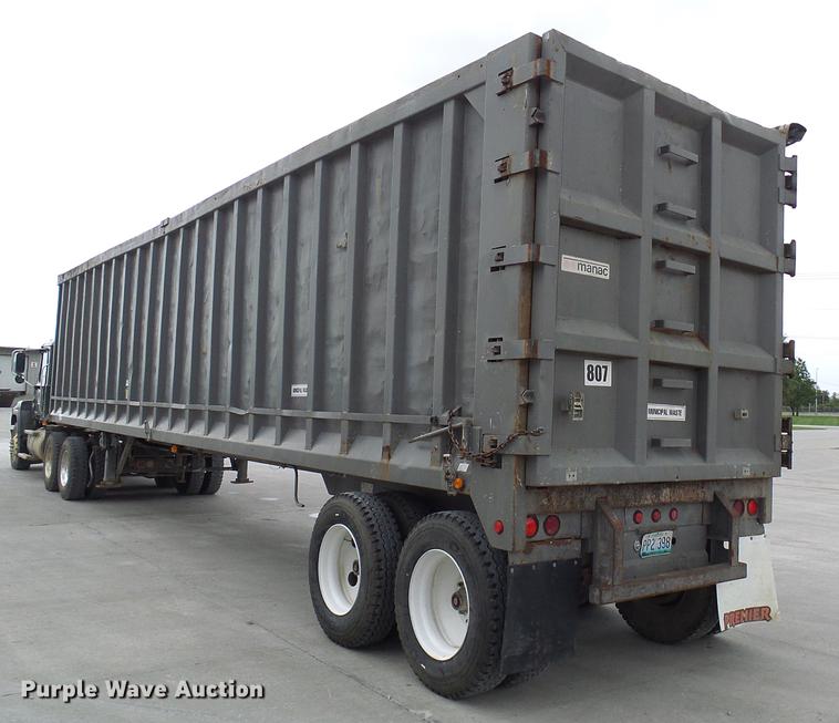 image for item DE5273 2005 Manac 32645000 live bottom trailer