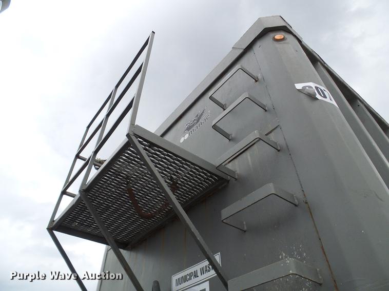 image for item DE5273 2005 Manac 32645000 live bottom trailer