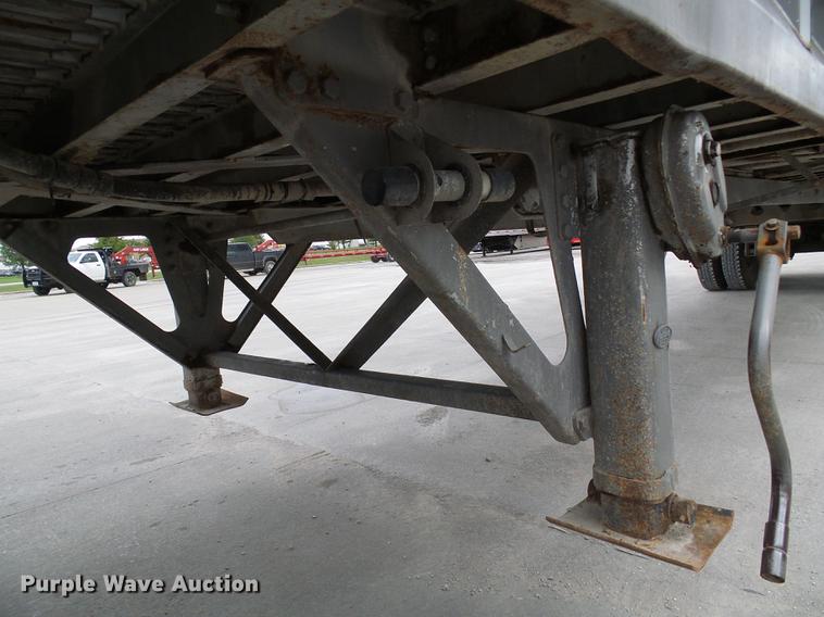 image for item DE5273 2005 Manac 32645000 live bottom trailer