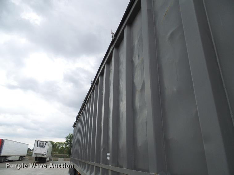 image for item DE5273 2005 Manac 32645000 live bottom trailer