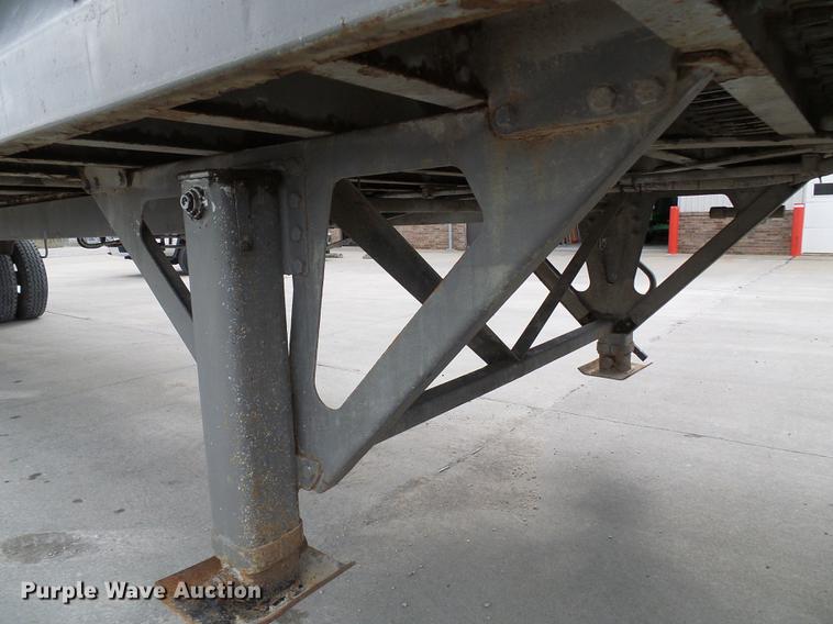 image for item DE5273 2005 Manac 32645000 live bottom trailer