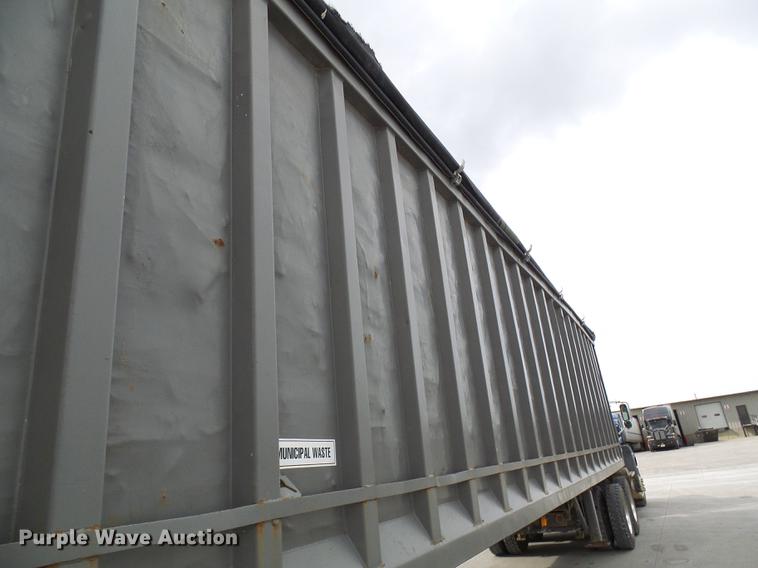 image for item DE5273 2005 Manac 32645000 live bottom trailer