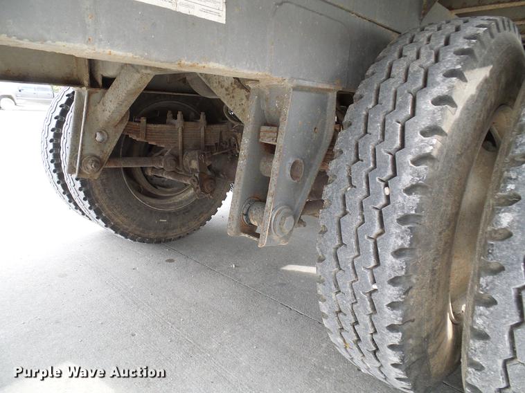 image for item DE5273 2005 Manac 32645000 live bottom trailer