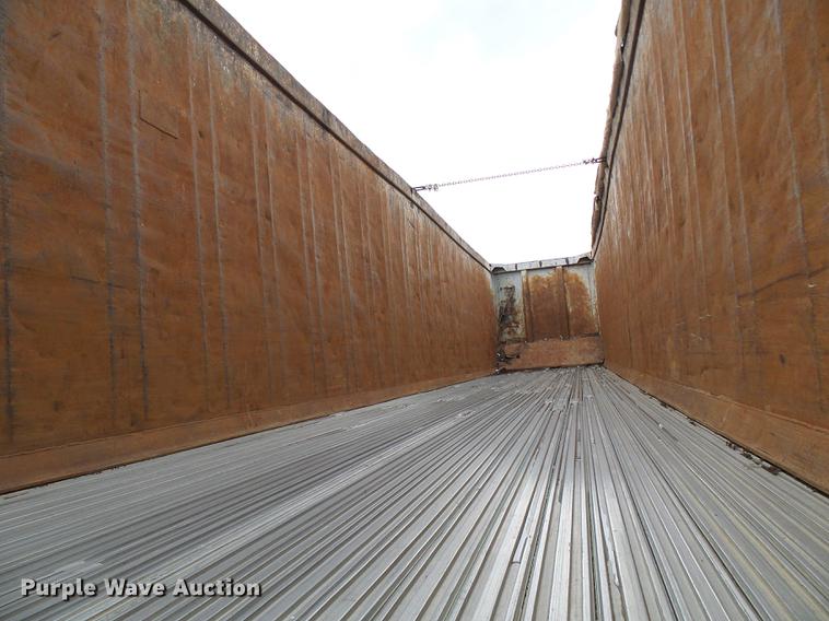 image for item DE5273 2005 Manac 32645000 live bottom trailer