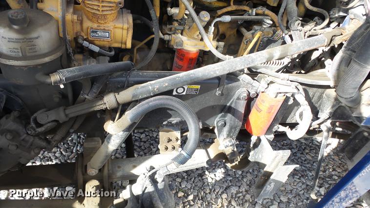 image for item DE7274 2007 Peterbilt 379 semi truck