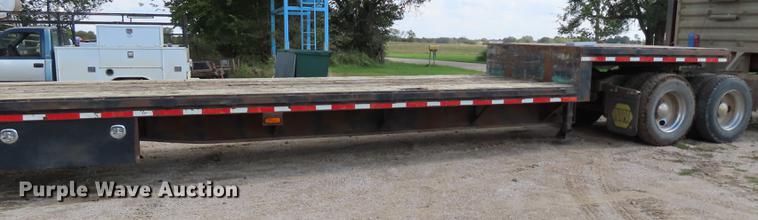 image for item DF1265 1991 Fontaine drop deck equipment trailer