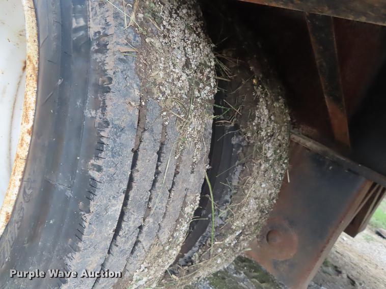 image for item DF1265 1991 Fontaine drop deck equipment trailer