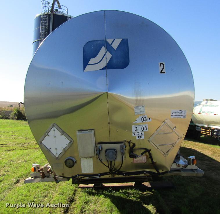 image for item DF3863 1995 Acro tank trailer