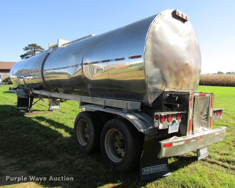 image for item DF3863 1995 Acro tank trailer