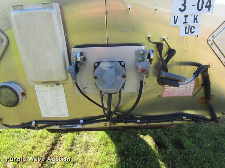 image for item DF3863 1995 Acro tank trailer