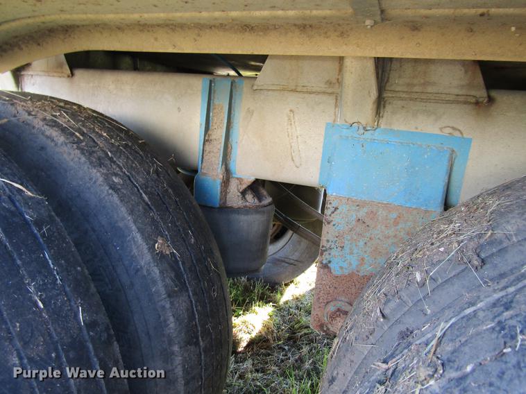 image for item DF3863 1995 Acro tank trailer