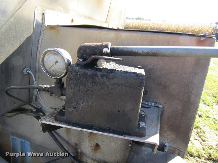 image for item DF3863 1995 Acro tank trailer