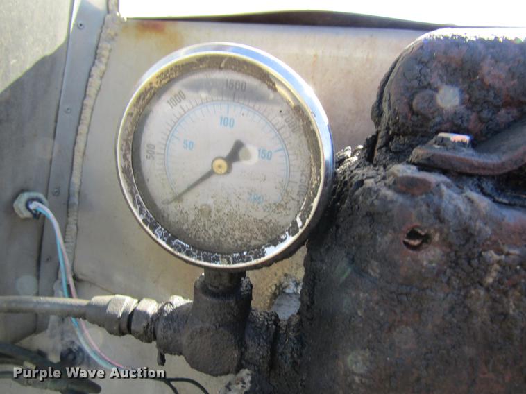 image for item DF3863 1995 Acro tank trailer