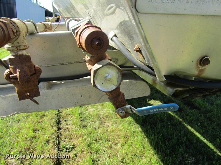 image for item DF3863 1995 Acro tank trailer