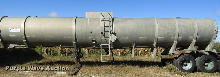 image for item DF3865 1979 Trail Master tank trailer