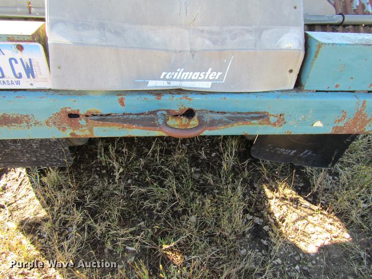 image for item DF3865 1979 Trail Master tank trailer