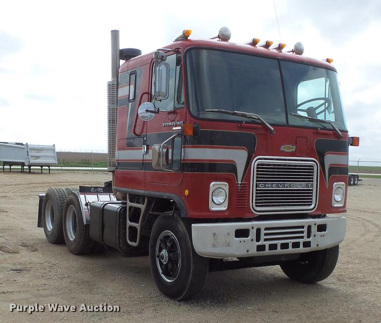 image for item DX9513 1977 Chevrolet Titan semi truck