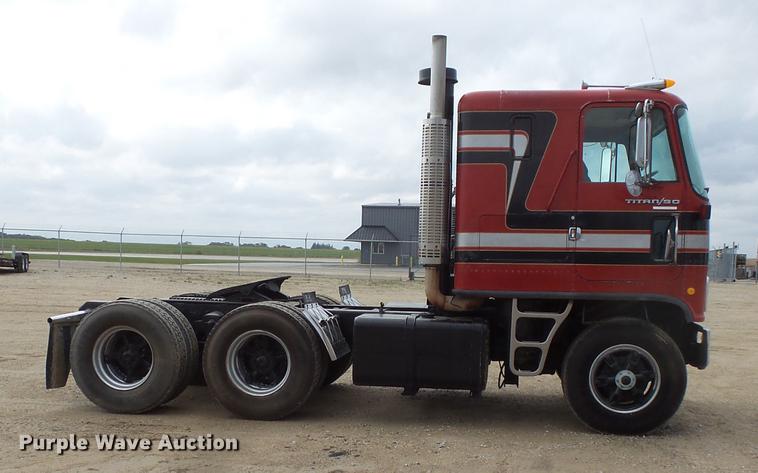 image for item DX9513 1977 Chevrolet Titan semi truck