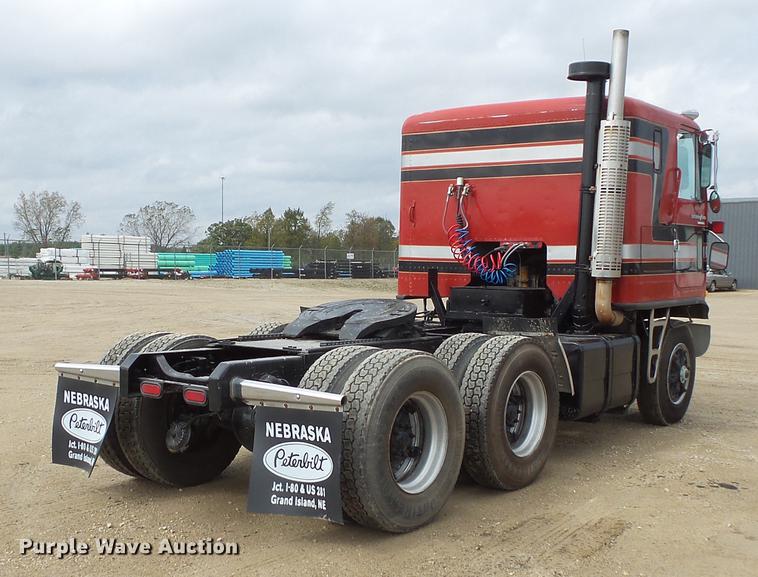 image for item DX9513 1977 Chevrolet Titan semi truck