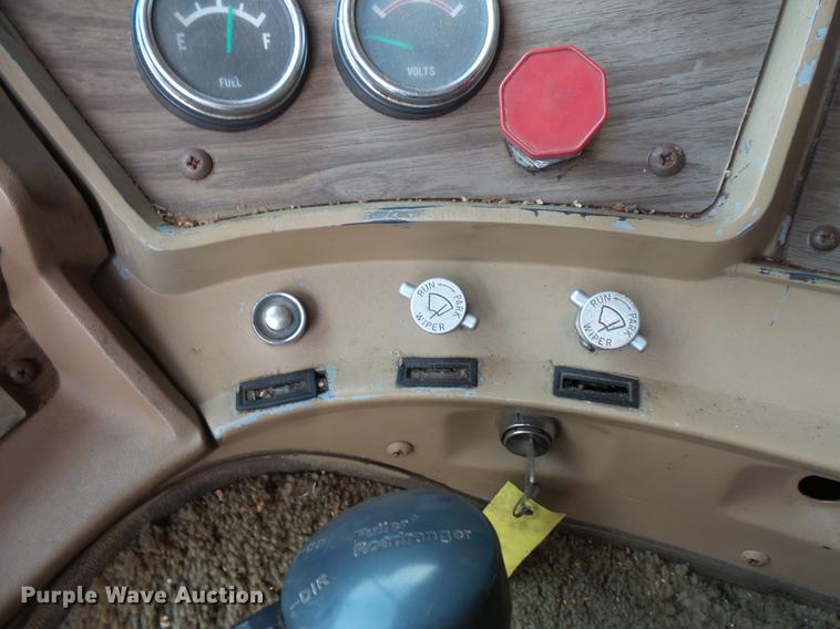 image for item DX9513 1977 Chevrolet Titan semi truck