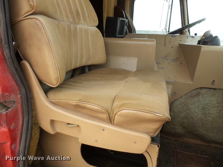 image for item DX9513 1977 Chevrolet Titan semi truck