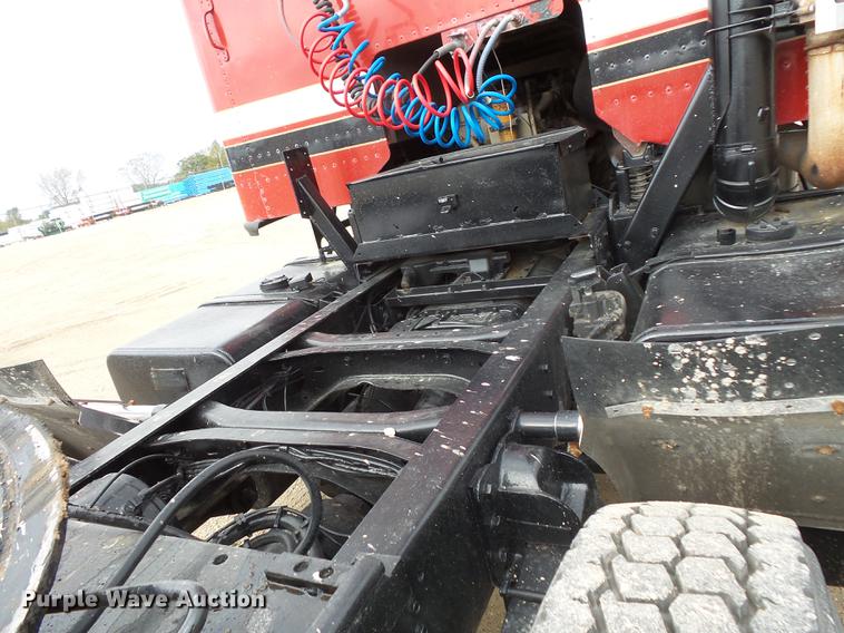 image for item DX9513 1977 Chevrolet Titan semi truck